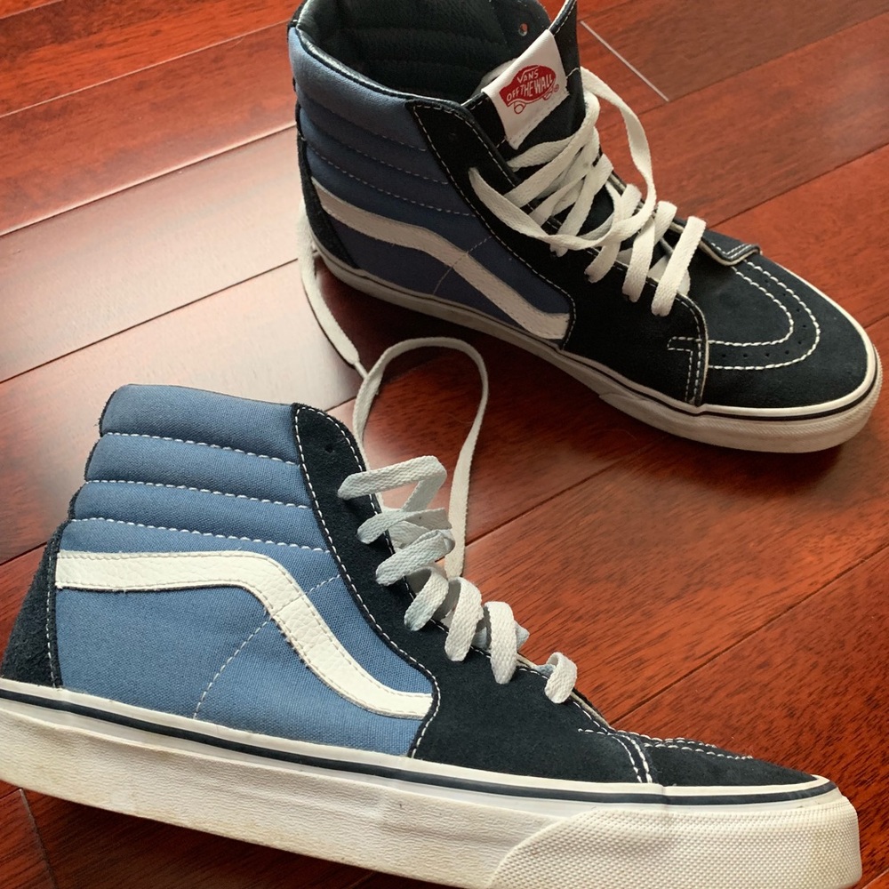 Vans - Picture 2 of 3